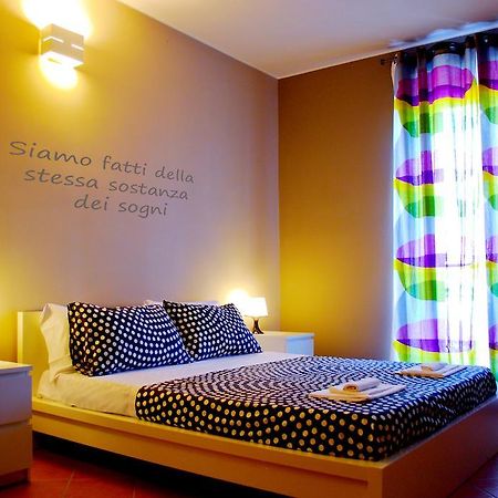 Bed And Breakfast Charming House Barletta Rom bilde